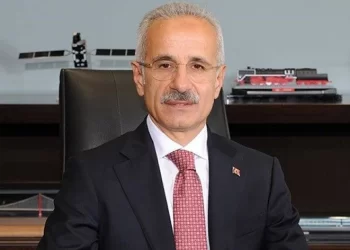Bakan Uraloğlu açıkladı: Uçaklarımızın yükü artıyor