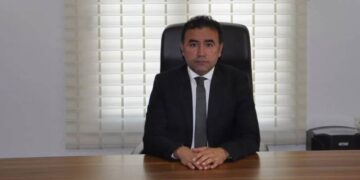 Yardım paralarını hesabına geçirdiği iddia edilen kaymakam tutuklandı
