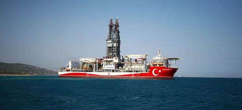 Bakan Bayraktar duyurdu! Abdülhamit Han sondaj gemisi yeni görevi için yola çıktı Abdulhamit Han sondaj gemisi yeni gorevi icin yola cikti habermeydan