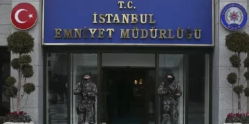Emniyet’ten kaldırımda son sürat giden şoföre ilişkin açıklama