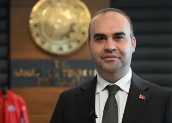 Sanayi ve Teknoloji Bakanı Kacır ‘Gökyüzü Gözlem Etkinliği’ nde konuştu