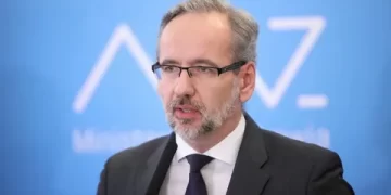 Polonya Sağlık Bakanı Niedzielski’den istifa