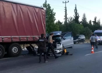 Şarkıcı Tan Taşçı trafik kazası geçirdi! Tan Taşçı’nın sağlık durumu