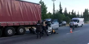 Şarkıcı Tan Taşçı trafik kazası geçirdi! Tan Taşçı’nın sağlık durumu