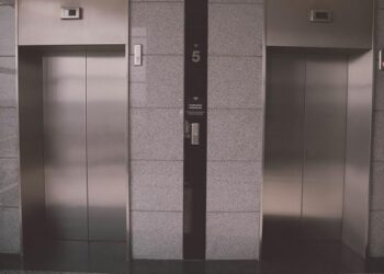 Asansörlerde yeni dönem başlıyor: ‘Artık zorunlu hale geliyor’