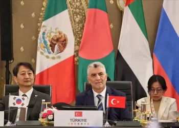 Bakan Bolat açıkladı: Yatırımların artırılması için çalışacağız