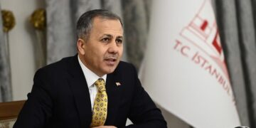 Bakan Yerlikaya açıkladı: 19 göçmen kaçakçısı yakalandı