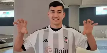 Beşiktaş Bakhtiyor Zaynutdinov’u TFF’ye bildirdi!