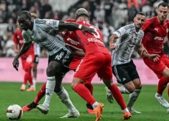 Beşiktaş uzatmalarda yıkıldı!