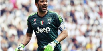 Bir Efsane Sona Erdi! Buffon Futbolu Bıraktı!