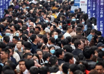 Çin’de doğurganlık oranı ülke tarihindeki en düşük seviyeye indi