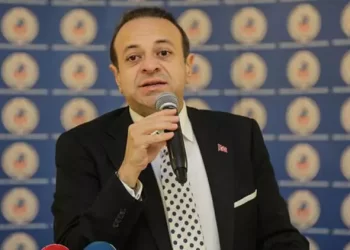 Atatürk heykeli dikme isteği Prag’da reddedildi! Egemen Bağış’tan açıklama geldi