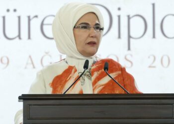 Emine Erdoğan, ‘Yüzyılın Anıları Geçmişten Günümüze Kültürel Diplomasi’ paylaşımı yaptı