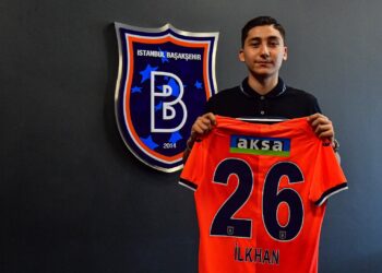 Emirhan İlkhan Başakşehir’de!