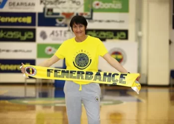 Fenerbahçe Kadın Basketbol Takımı’nın yeni koçu Valerie Garnier oldu