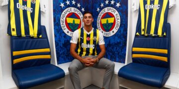 Fenerbahçe Mert Müldür transferini açıkladı!