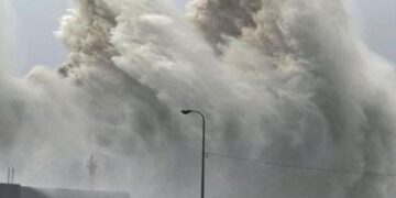 Güney Kore’de Khanun felaketi: On binlerce kişi tahliye ediliyor!