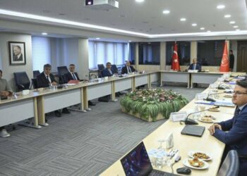 Memur Sen’den en düşük memur maaşı hakkında açıklama