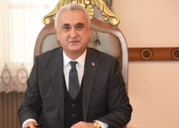 Muş Valiliğine atanan Avni Çakır Kimdir? Muş Valiliğine atanan Avni Çakır Kimdir?