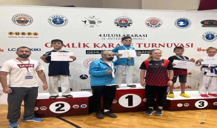 muslu sporcu uluslararasi karate turnuvasi nda 2 oldu1i habermeydan
