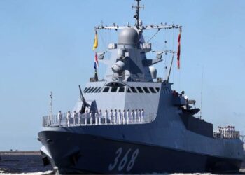 Rusya’ya ait savaş gemisi, Karadeniz’de Şükrü Okan adlı kargo gemisine karşı ateş açtı