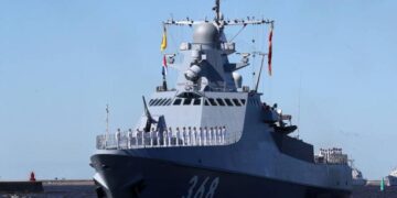 Rusya’ya ait savaş gemisi, Karadeniz’de Şükrü Okan adlı kargo gemisine karşı ateş açtı