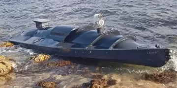 Görüntü yayıldı! Rus savaş gemisi hedef alındı