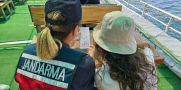 Sinop’ta Jandarma ekipleri KADES’i tanıttı