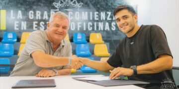 Trabzonspor Maxi Gomez’i Cadiz’e kiraladı!