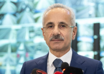 Bakan Uraloğlu, tarihi açıkladı: İstanbul yeni metrosuna kavuşuyor