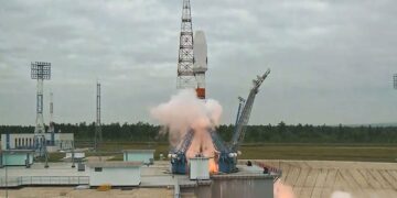 Rusya’ya ait uzay aracı Ay’a çarptı