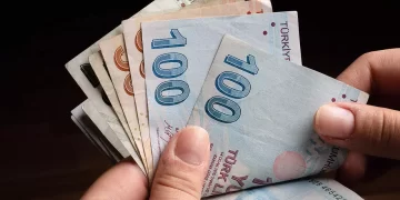 Zam müzakereleri sürüyor: Memurlar üç aylık zam teklifini onaylıyor