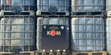 İstanbul’da 243 ton kaçak akaryakıt ele geçirildi