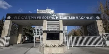 Bakanlık 81 İl Müdürlüğünün koordinasyonunda “Aile Çalıştayı” düzenliyor