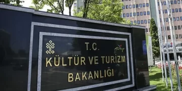 Bakanlık Antalya Altın Portakal Film Festivali’nden çekildi