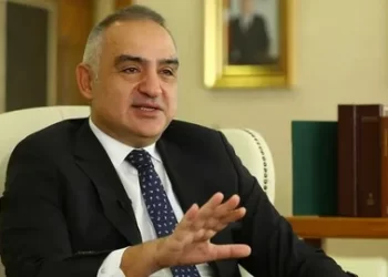 Bakan Ersoy duyurdu! Öğrenciler için iki ücretsiz uygulama