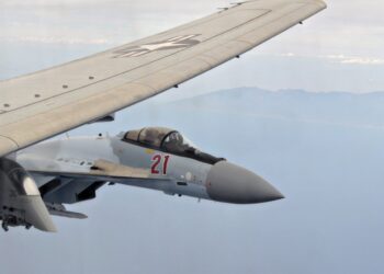 İran duyurdu! Rus yapımı savaş eğitim uçağı İran Hava Kuvvetleri’ne katıldı