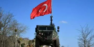 Sınırda 13’ü FETÖ üyesi 18 kişi yakalandı