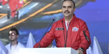 Dünyaca ünlü astronotlar Türkiye’ye geliyor!