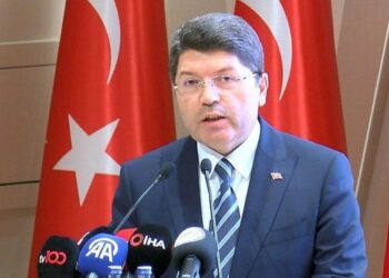 Adalet Bakanı Yılmaz Tunç, Sezgin Tanrıkulu hakkında soruşturma izni verildiğini açıkladı