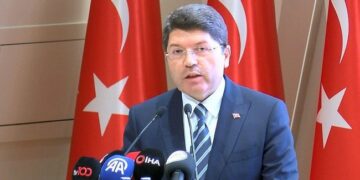 Adalet Bakanı Yılmaz Tunç, Sezgin Tanrıkulu hakkında soruşturma izni verildiğini açıkladı
