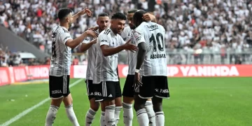 Beşiktaş geriden gelip kazandı!