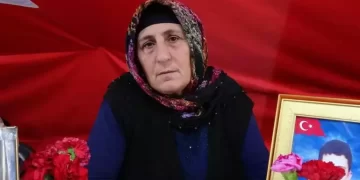 Diyarbakır’da annelerin çocukları için bekleyişi sürüyor