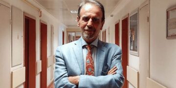 Prof. Dr. Ceyhan’dan endişe veren açıklama: Pandemi, yeni varyantlarla devam edebilir!