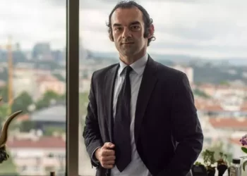 Ekonomist Enver Erkan yaşamını yitirdi