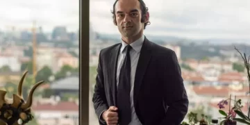Ekonomist Enver Erkan yaşamını yitirdi