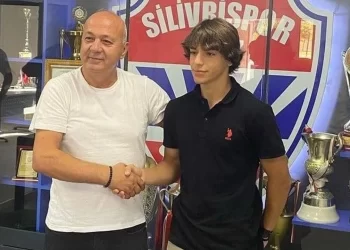 Galatasaray 16 yaşındaki gol makinesini transfer etti!