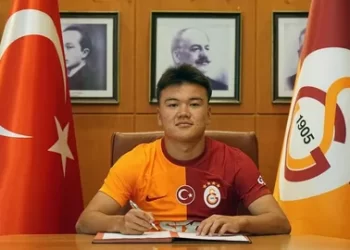 Galatasaray Kırgız futbolcu ile sözleşme uzattı!