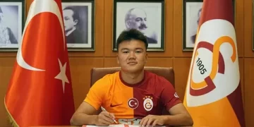 Galatasaray Kırgız futbolcu ile sözleşme uzattı!