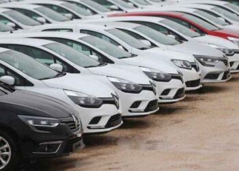 İkinci el otomobil alıcılarına müjde: Araç fiyatları geriledi!